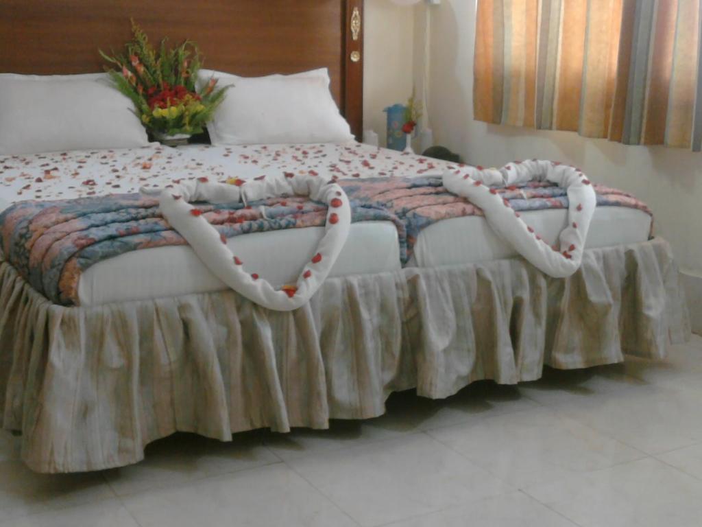 Hotel Maa Kamakhya Puri Exteriör bild